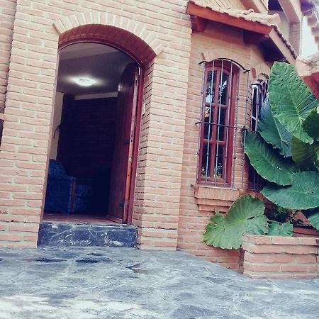 Hostal La Posada De Gervasio Salta Luaran gambar